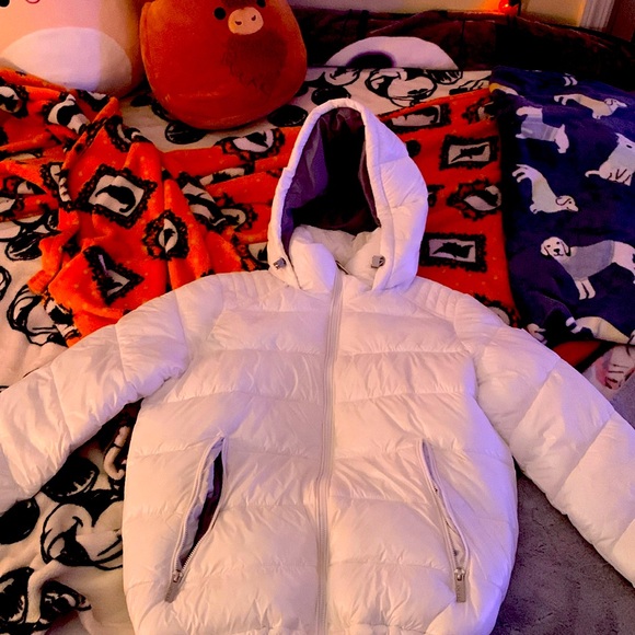 GUESS puffer jacket! - Picture 1 of 2